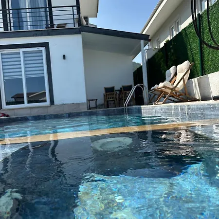 Βίλα Villa *