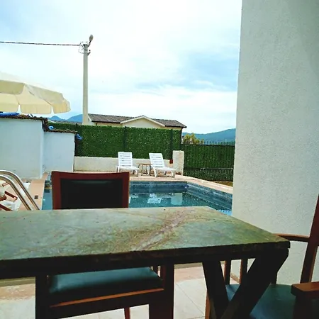 Villa Βίλα Φετιγιέ