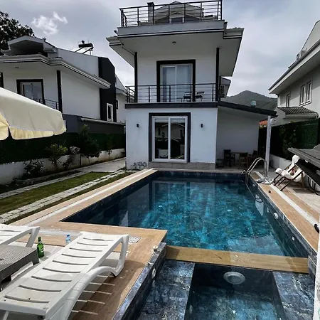 Villa *