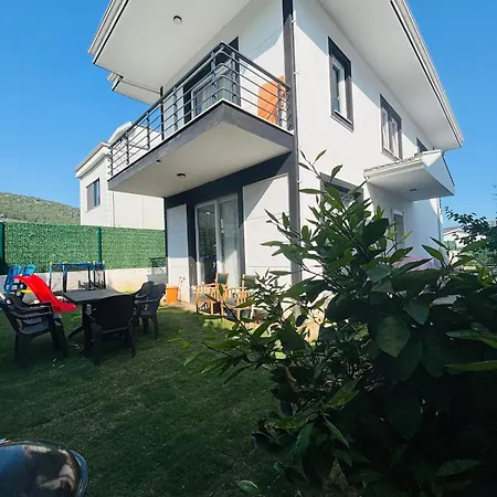 Villa *