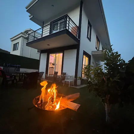 Villa فيلة *